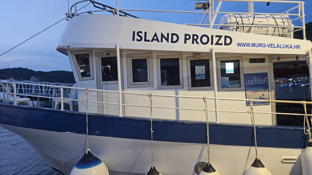 Boat day to Proizd